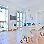Guesthost - Solaria House Foria Appartamento Napoli