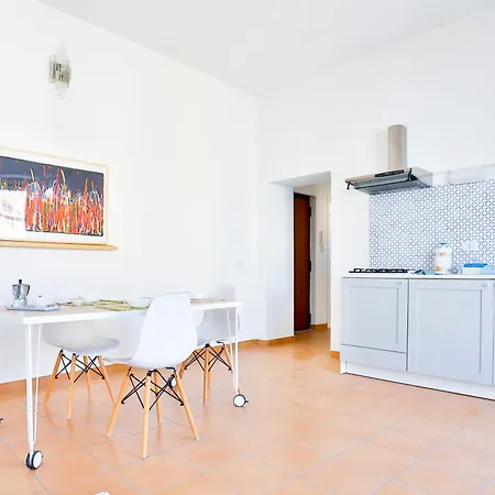 Apartamento Guesthost - Solaria House Foria Nápoles
