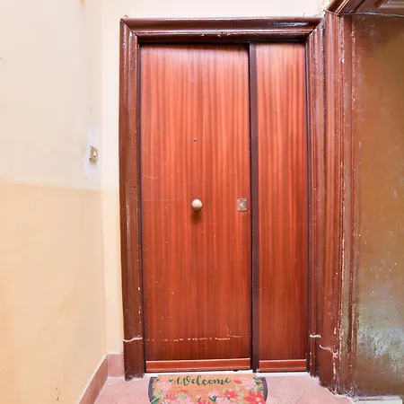 Guesthost - Solaria House Foria * Nápoles